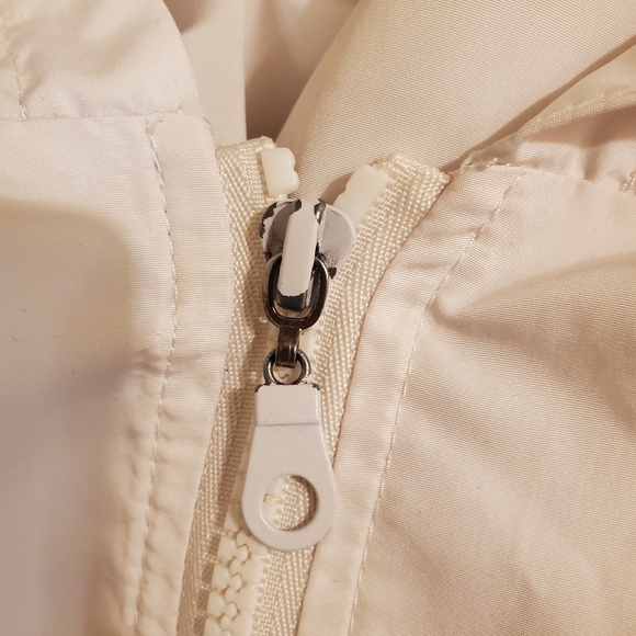 Brandy Melville Windbreaker - Picture 4 of 4